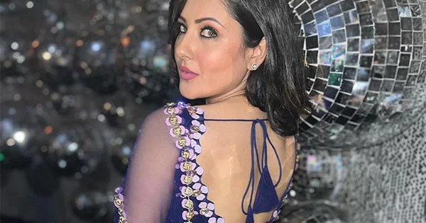 Puja Banerjee in sheer blue saree raises the heat in style – see now.