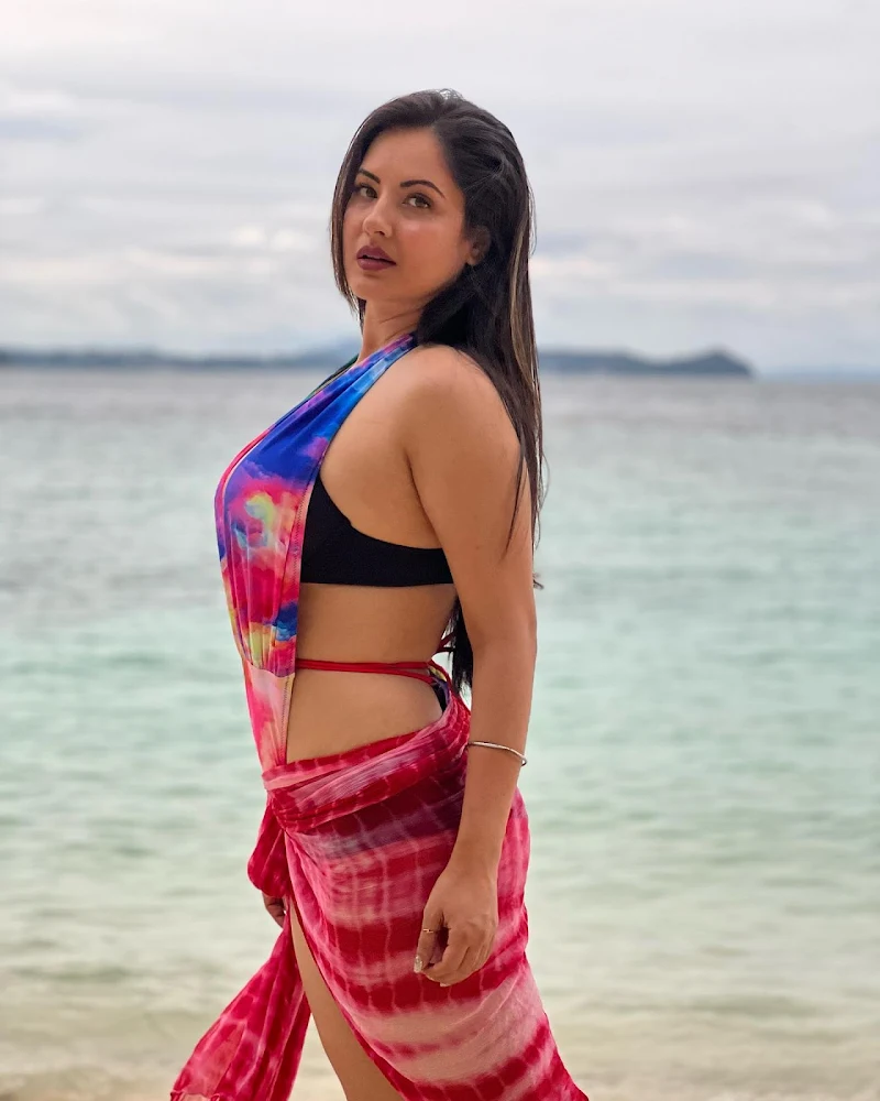 puja banerjee swimsuit curvy actress