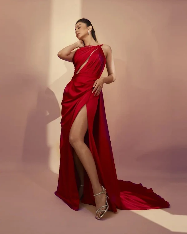 rakul high slit red dress sexy legs