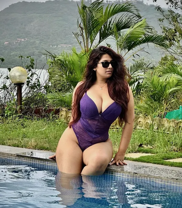 rasha kirmani bikini cleavage curvy busty indian arabian