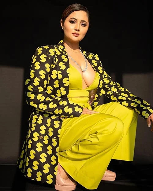 Rashami Desai hot photos