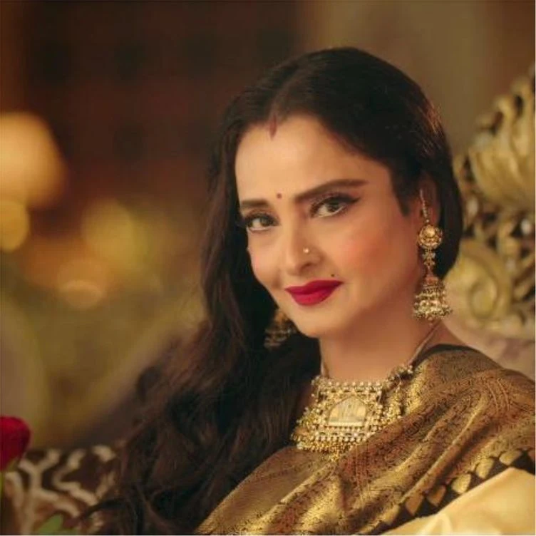 rekha real name bollywood actress