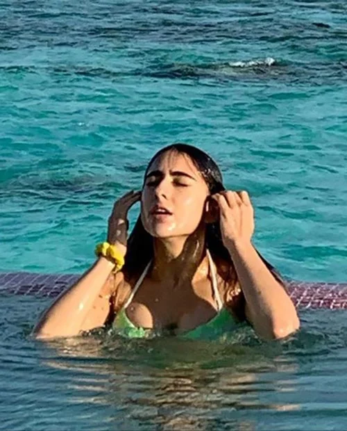 sara ali khan bikini hot bollywood actress