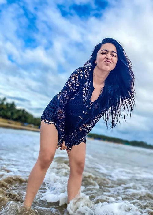 Shafaq Naaz swimsuit hot actress