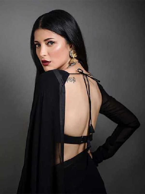 shruti haasan backless saree hot south indian actress