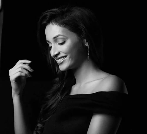 Srinidhi Shetty hot kgf actress