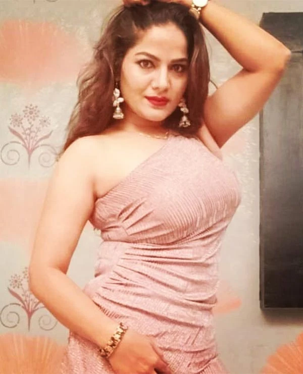 Suman hot actress cineprime puddan malti mami