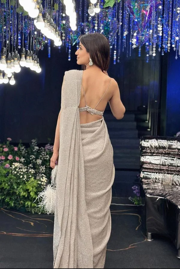 Vinali Bhatnagar backless saree hot bollywood actress