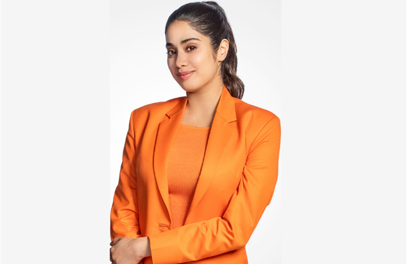 Janhvi Kapoor orange dress hot actress