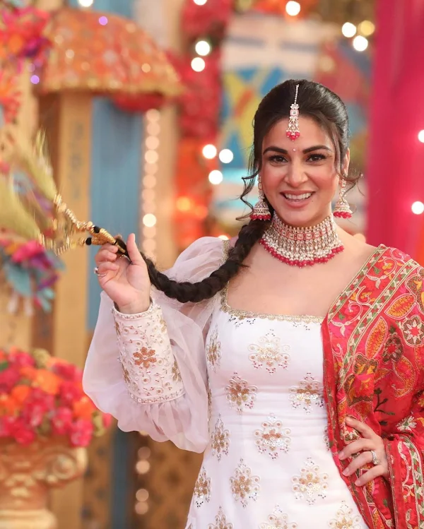 Shraddha Arya punjabi kudi look patiala suit