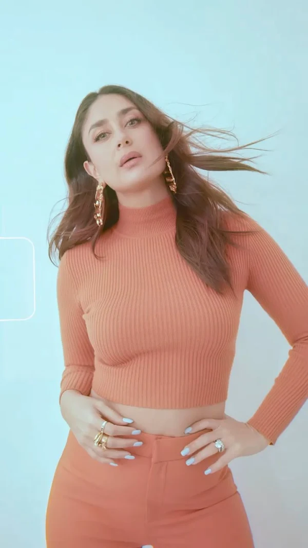 Kareena Kapoor tight top sexy body