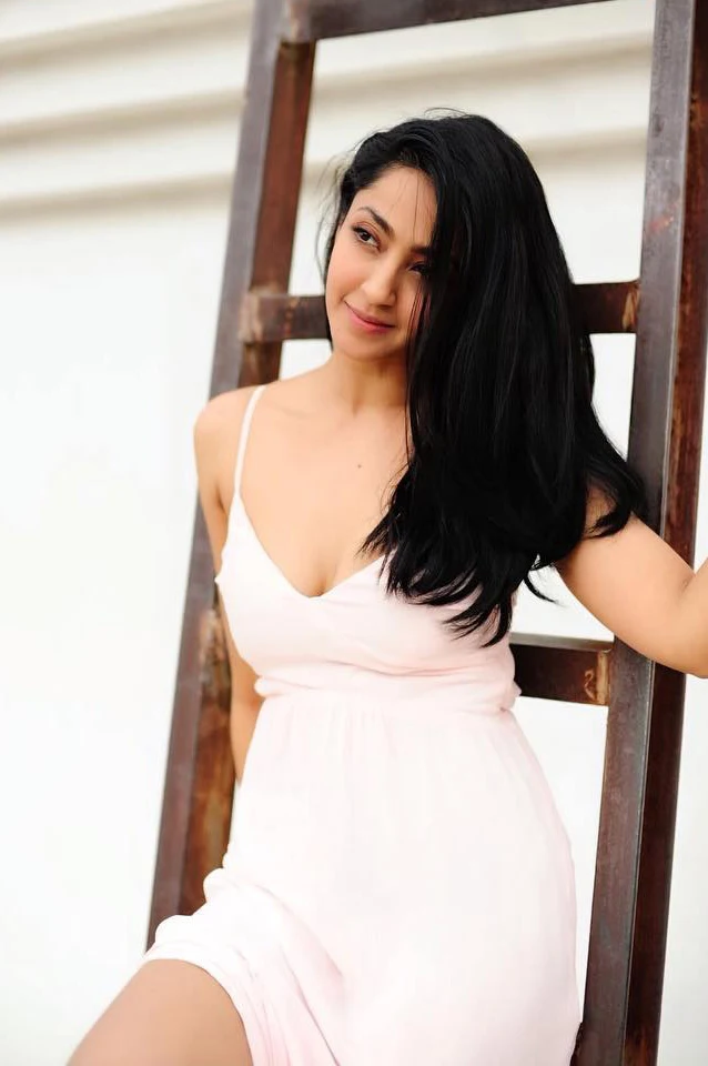 Aindrita Ray hot actress judaa hoke bhi