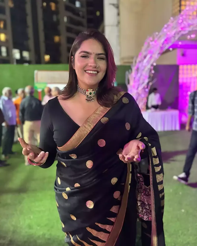 anjali anand black saree curvy plus size indian actress