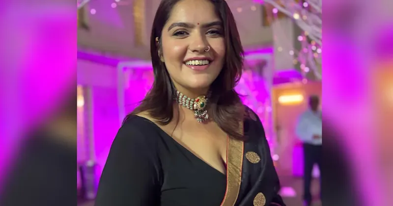 Anjali Anand looked stunning in this black saree with choker neckalce and nose-ring – see pics.