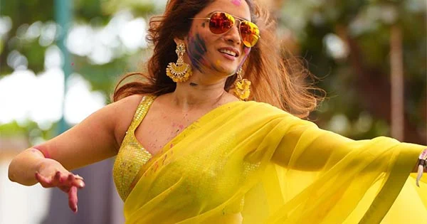 Ankita Lokhande plays holi in yellow saree – wins fans with her stunning looks.