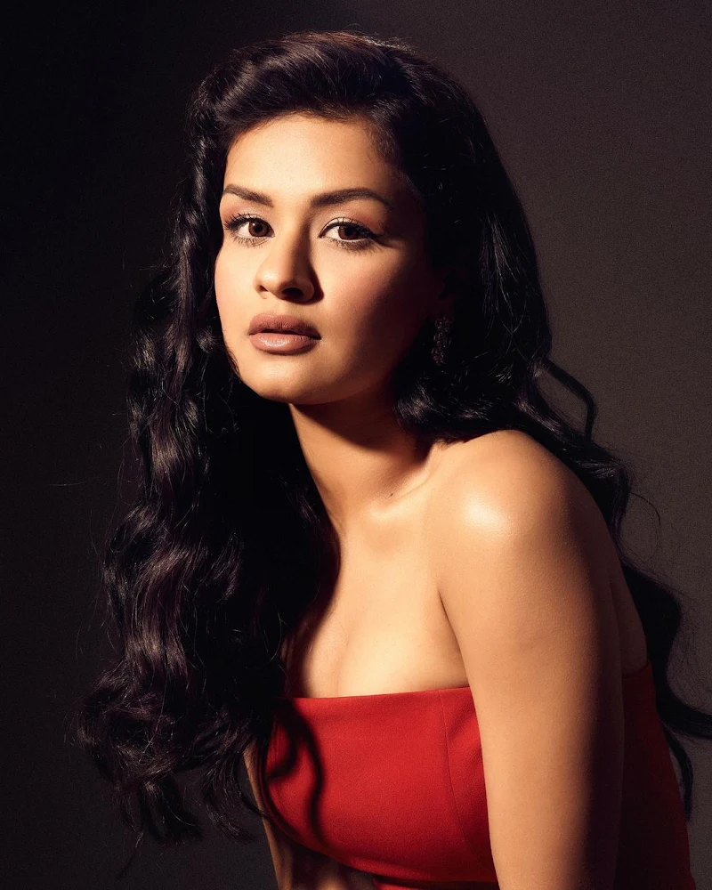 Avneet Kaur red high slit dress curvy actress