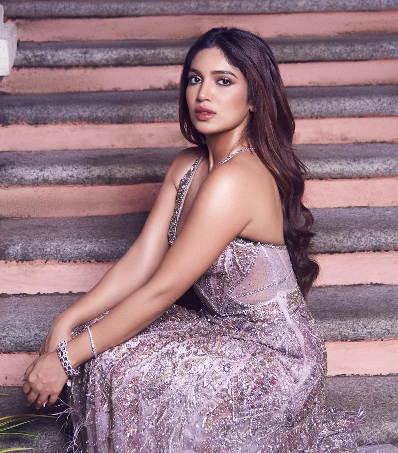 bhumi pednekar cleavage high slit dress