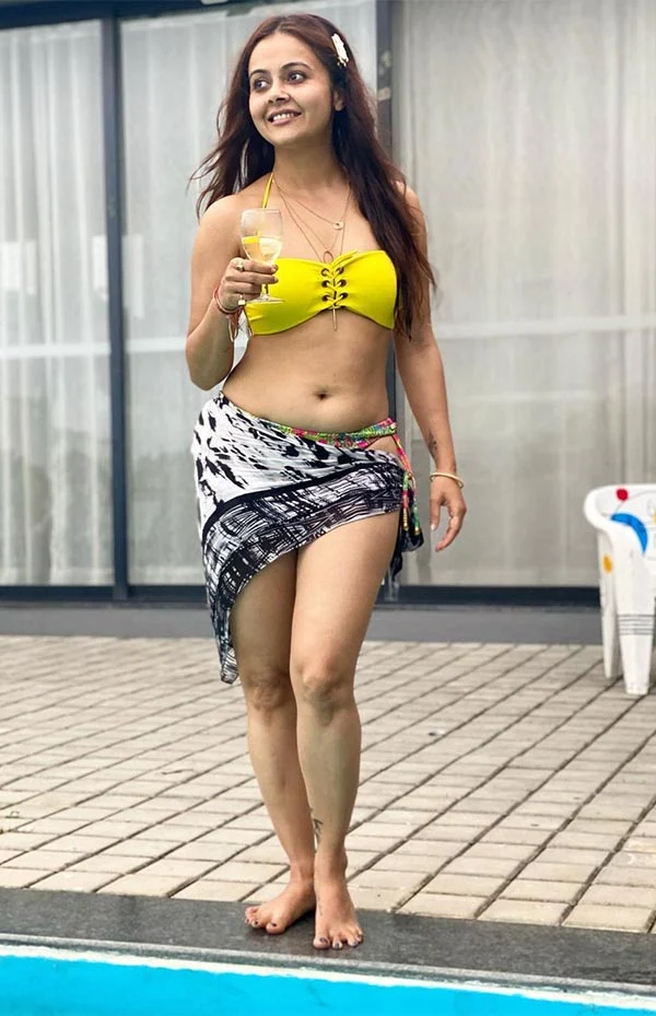 Devoleena Bhattacharjee bikini hot photos