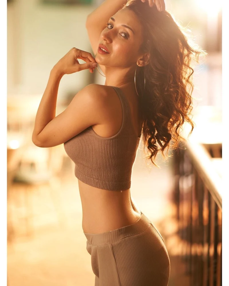 Heli Daruwala hot sexy body face