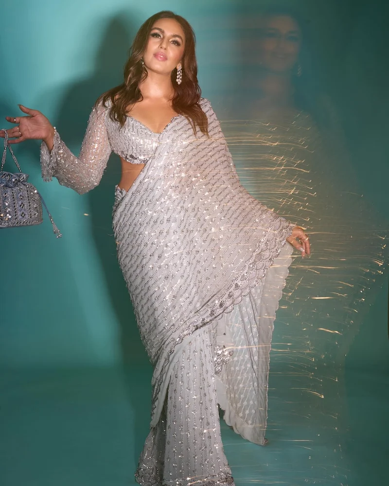 huma qureshi silver shimmery saree curvy bollywood actress