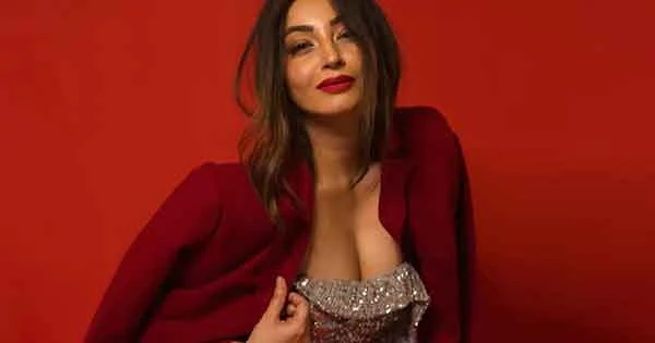 Iira Soni in this cleavage baring shimmery short dress with red blazer raises the heat – see now.