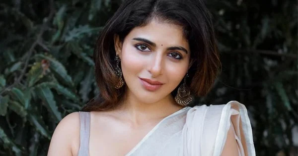 Iswarya Menon in saree with sleeveless blouse – see latest photoshoot.