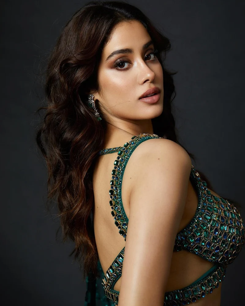 Janhvi kapoor backless green outfit hot actress