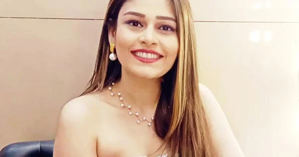 Jinal Jain – web series, tv shows, photos, videos, instagram, wiki bio and more. Gandii Baat 7 actress.