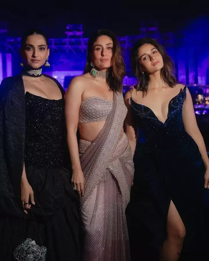 Kareena Kapoor saree tiny blouse sonam alia