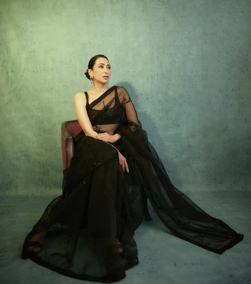 Karishma Kapoor black saree hot actress