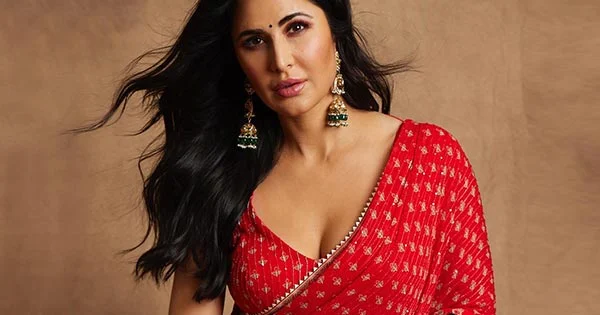 Katrina Kaif cleavage red saree hot actress