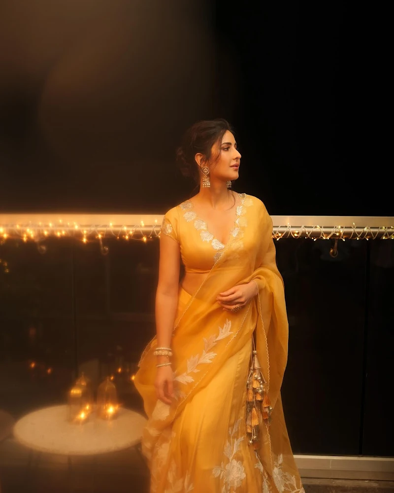 katrina kaif yellow saree backless blouse