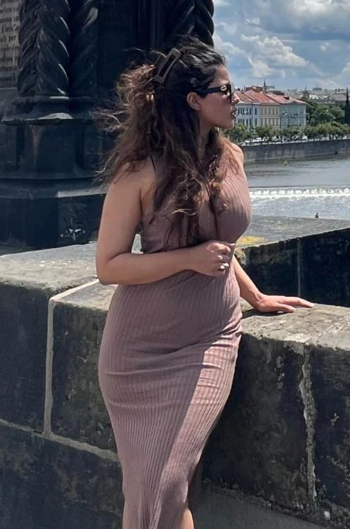 ketika sharma curvy body tight high slit dress