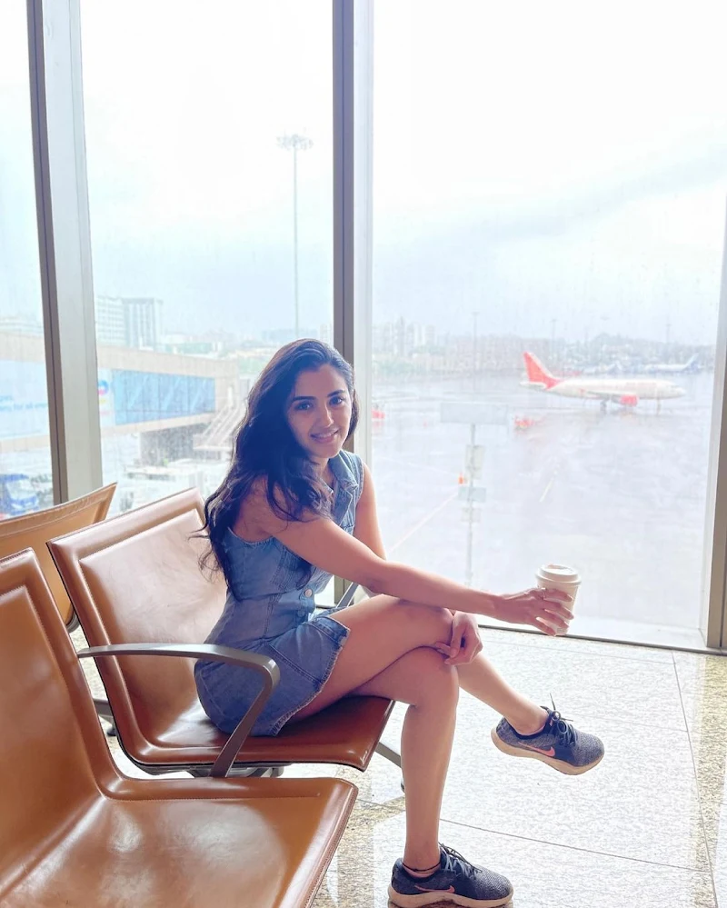 Malvika Sharma sexy legs short denim outfit