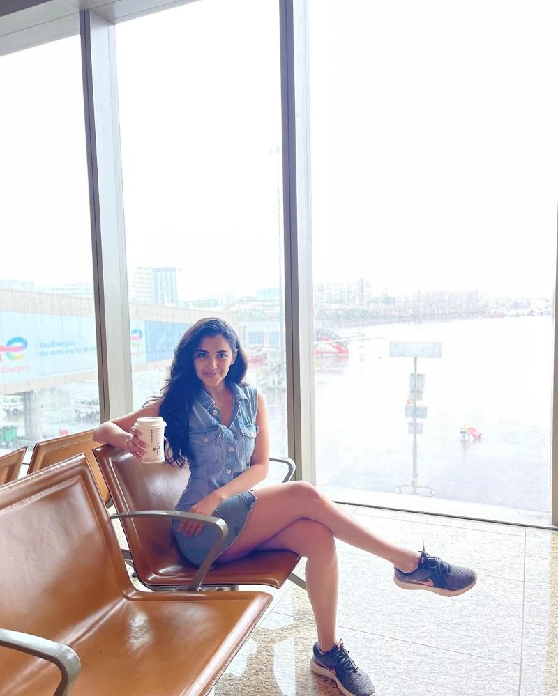 Malvika Sharma sexy legs short denim outfit