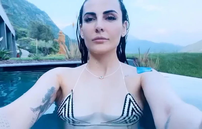 Mandana Karimi bikini sexy body