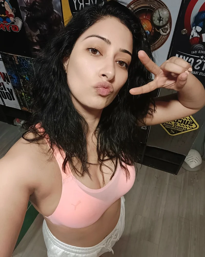 niharica raizada cleavage sports bra hot actress