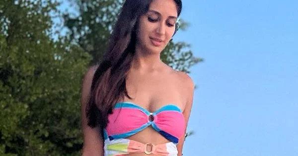 nikita dutta swimsuit sexy legs body