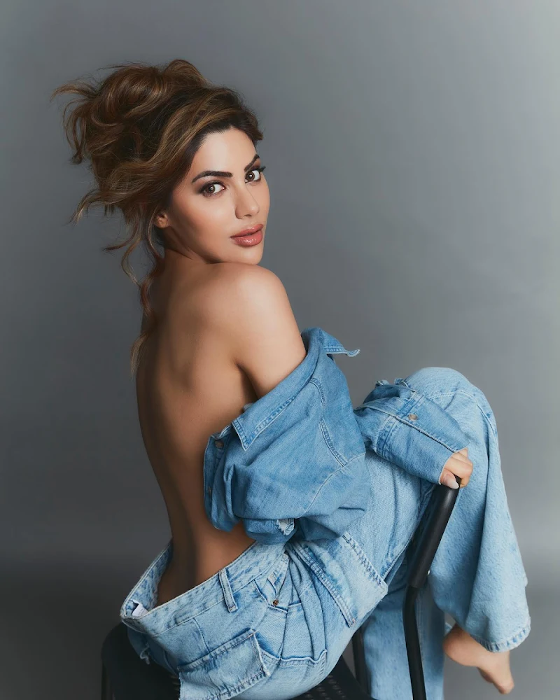 Nikki Tamboli sexy back topless denim jacket