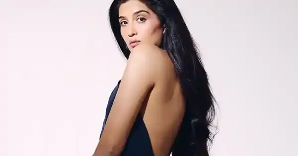 nimrit kaur ahluwalia sexy back hot punjabi actress