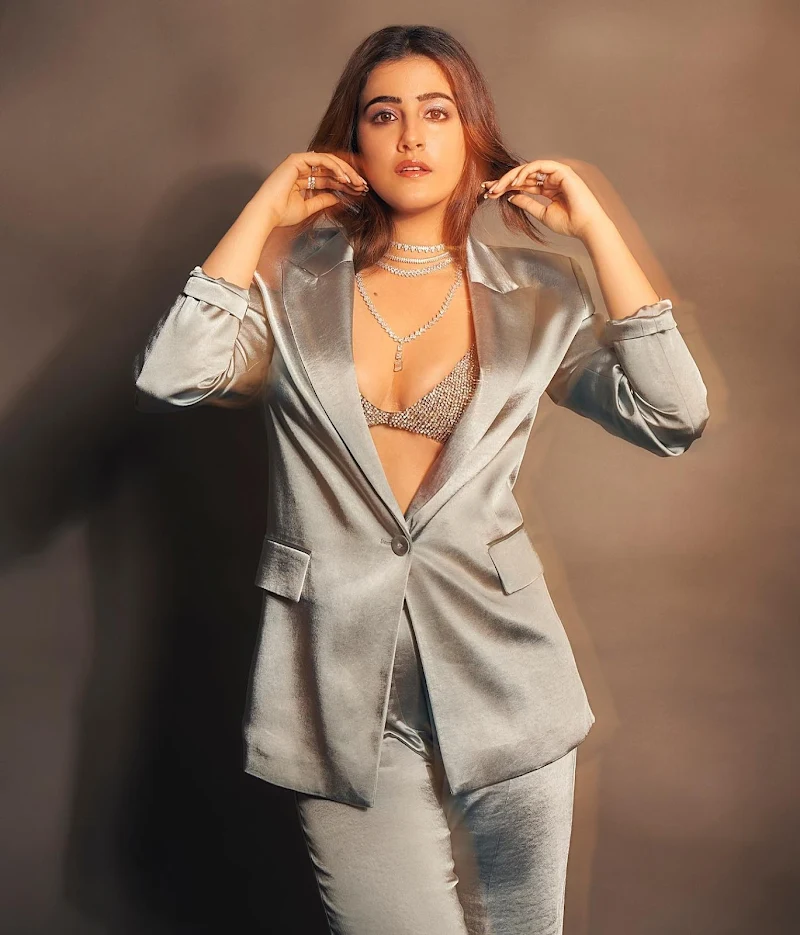 Nupur sanon cleavage bralette pant suit