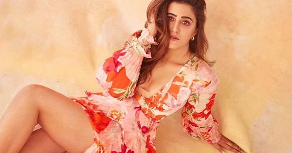 Pop Kaun actress, Nupur Sanon, flaunts her sexy legs in this cleavage baring flower printed outfit – see her stylish hot avatar.