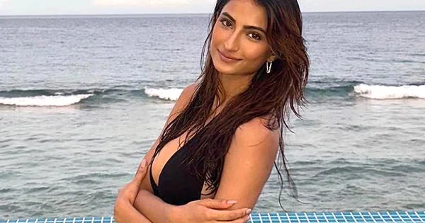 Palak Tiwari looks sizzling hot in black swimwear – see pics.