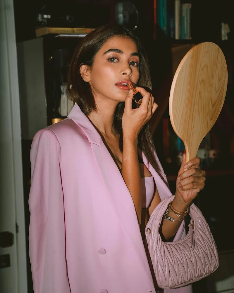 pooja hegde high slit outfit legs cleavage