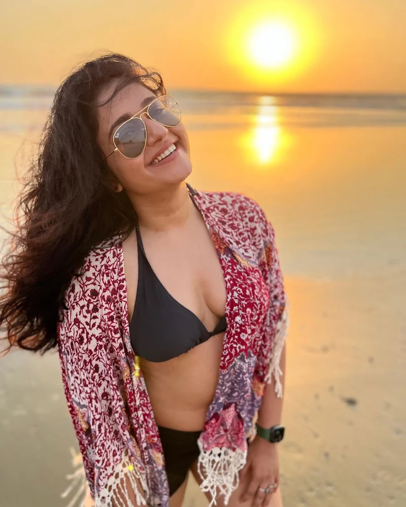 poonam bajwa black bikini cleavage curvy body