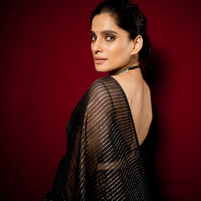 Priya Bapat backless black saree