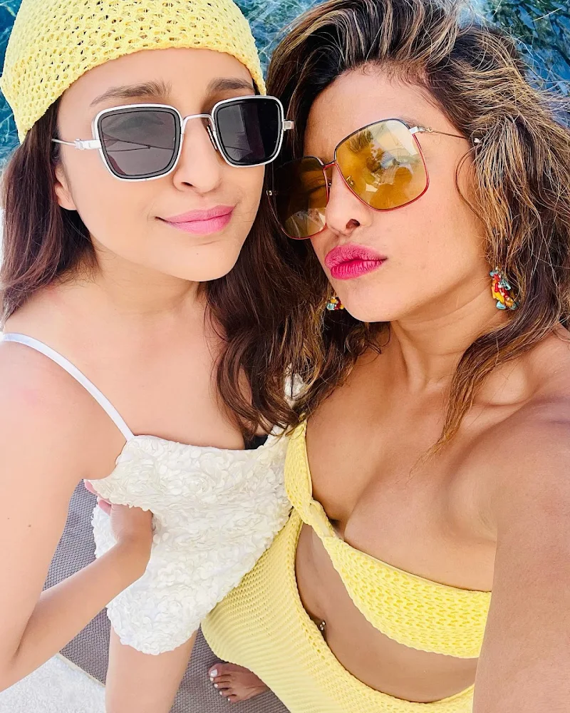 Priyanka Chopra yellow bikini cleavage