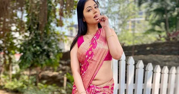 Reema Worah raises heat in a traditional pink saree with sleeveless blouse – see photos.