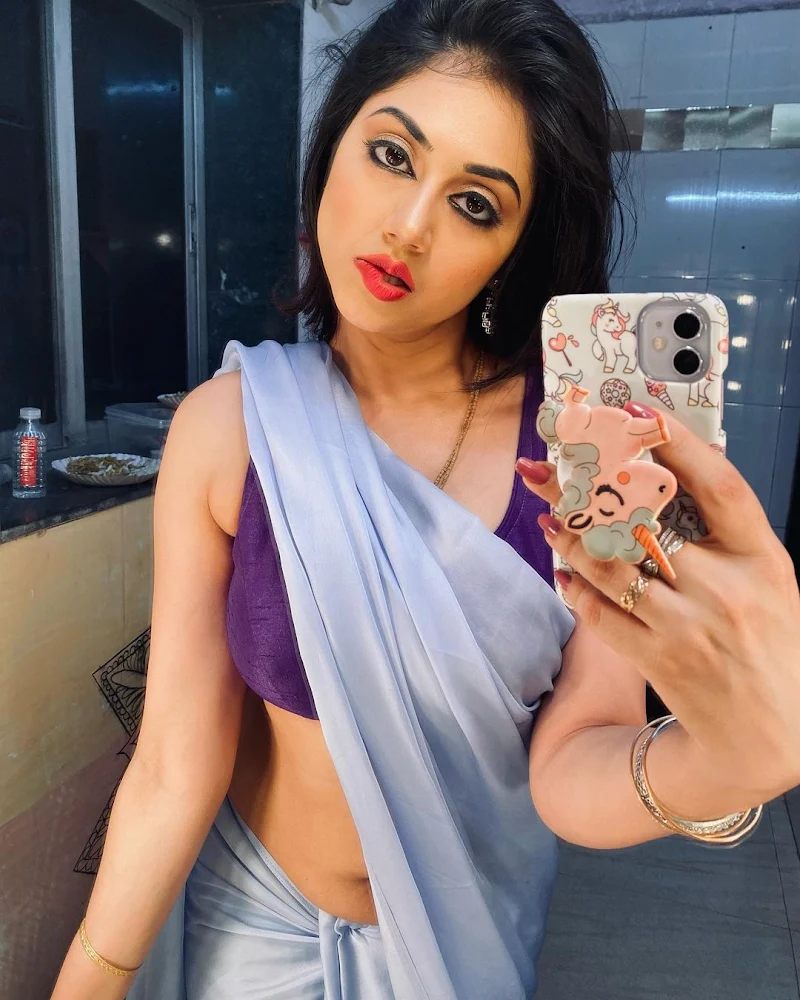 Reema Worah saree navel curvy tv actress