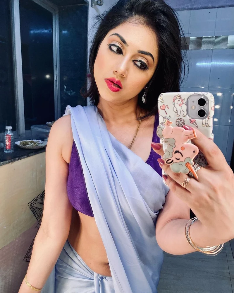 Reema Worah saree navel curvy tv actress